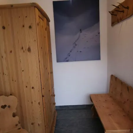 Apartment Magic Moments *